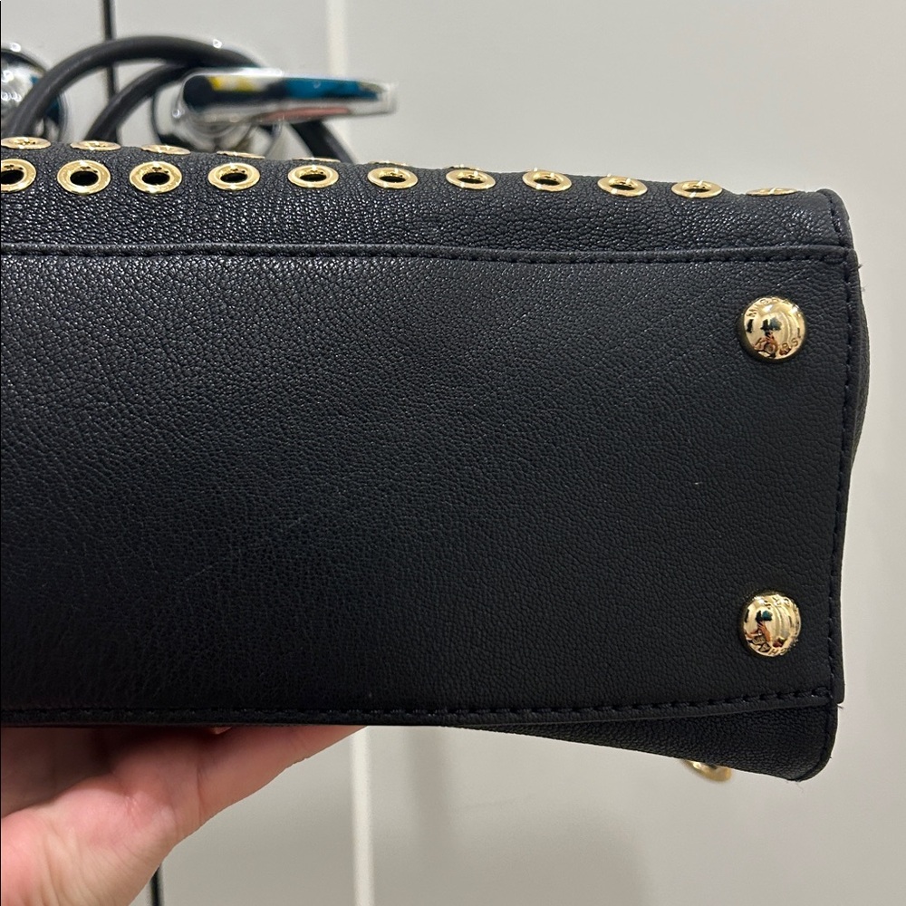 Michael Kors (NWOT) Hamilton Grommet Tote - Picture 12 of 16